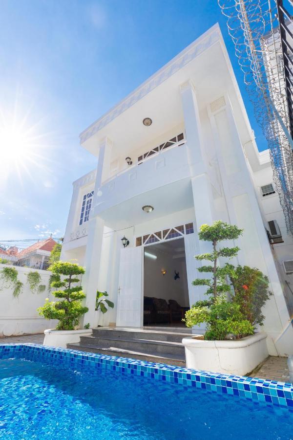 Palm Villa 3 - 5Bedrooms In Center Vungtau Вунгтау Екстер'єр фото