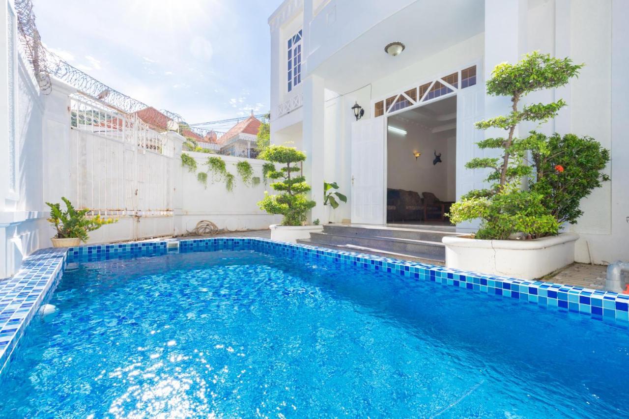 Palm Villa 3 - 5Bedrooms In Center Vungtau Вунгтау Екстер'єр фото